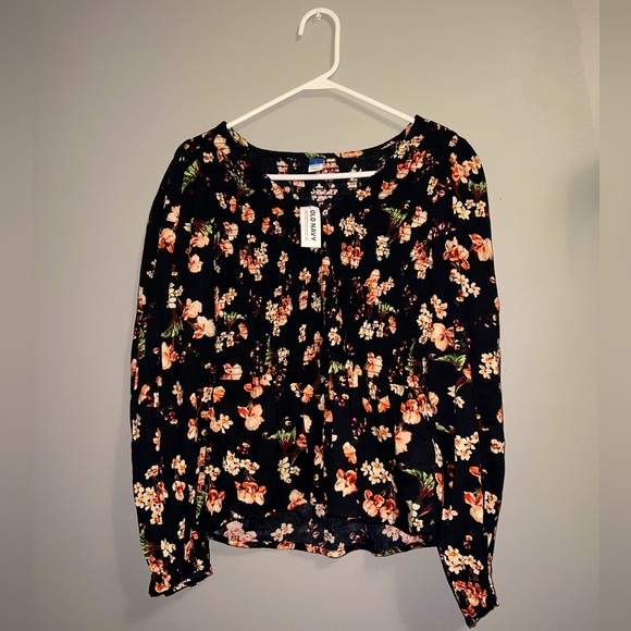 Old Navy long sleeved blouse - Picture 1 of 4